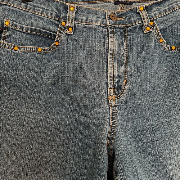 Jeanstar Jeans Womens Size 16W Cropped Capri Stretch Light Wash Denim Studded - Picture 3 of 12